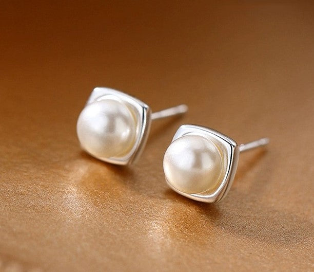 Beautiful Sterling Silver Backed Freshwater Pearl Studs