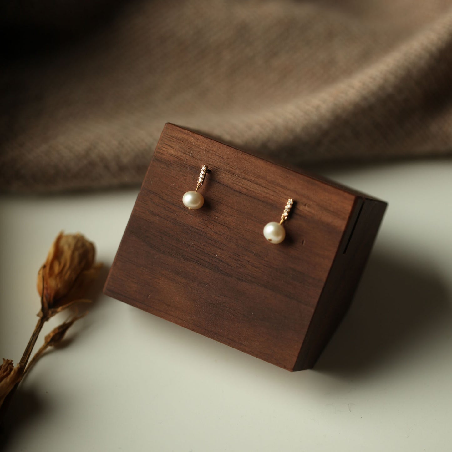 Beautiful Freshwater Pearl Drop Studs