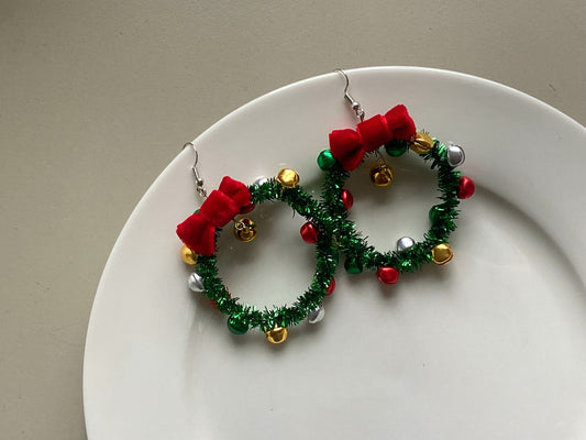 Charming Christmas Wreath Earrings